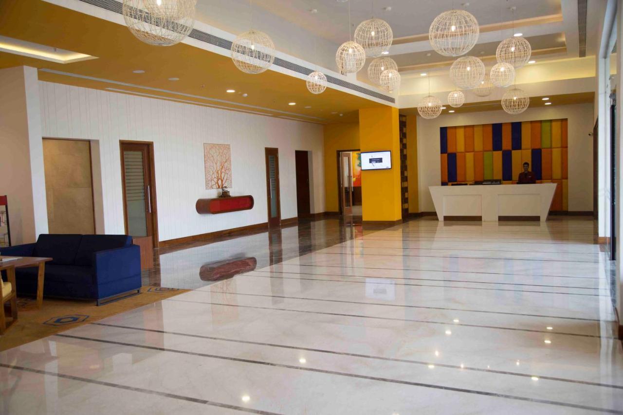 Kalyan Grand - A Business Hotel Vandalur Exterior foto